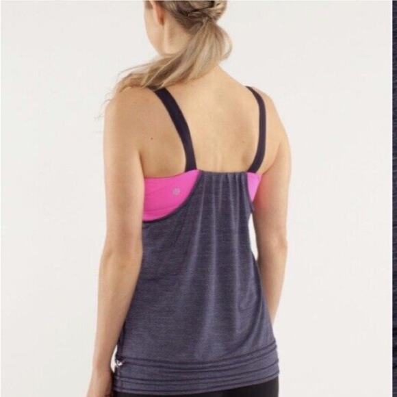 Lululemon Back on Track Pink Built in Sports Bra/ Running Shirt Size 6, KB452 - Picture 2 of 6